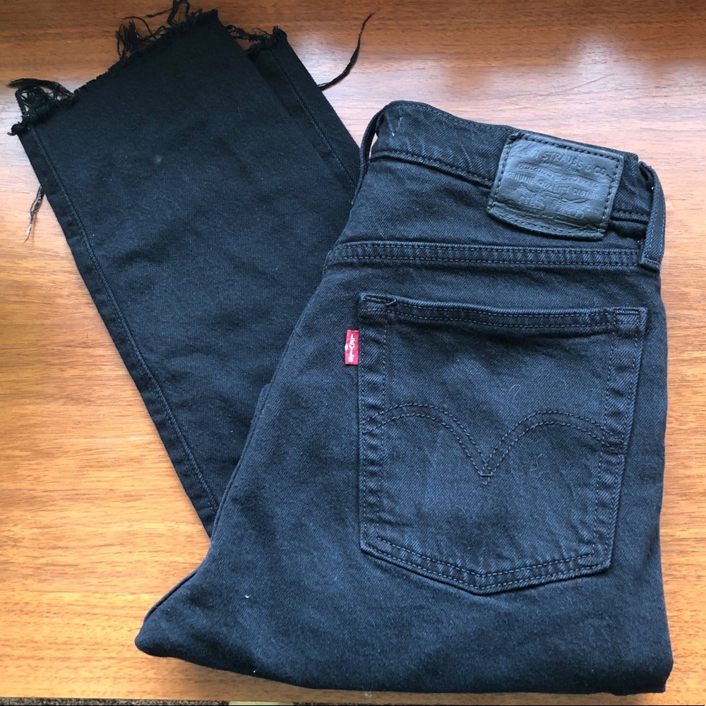 Levi’s | Black Wedgie Jeans